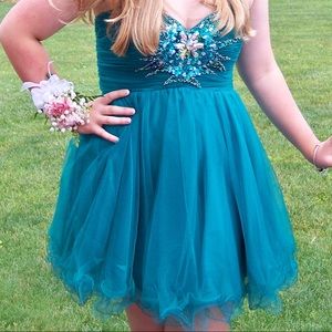 Teal/turquoise homecoming dress!!